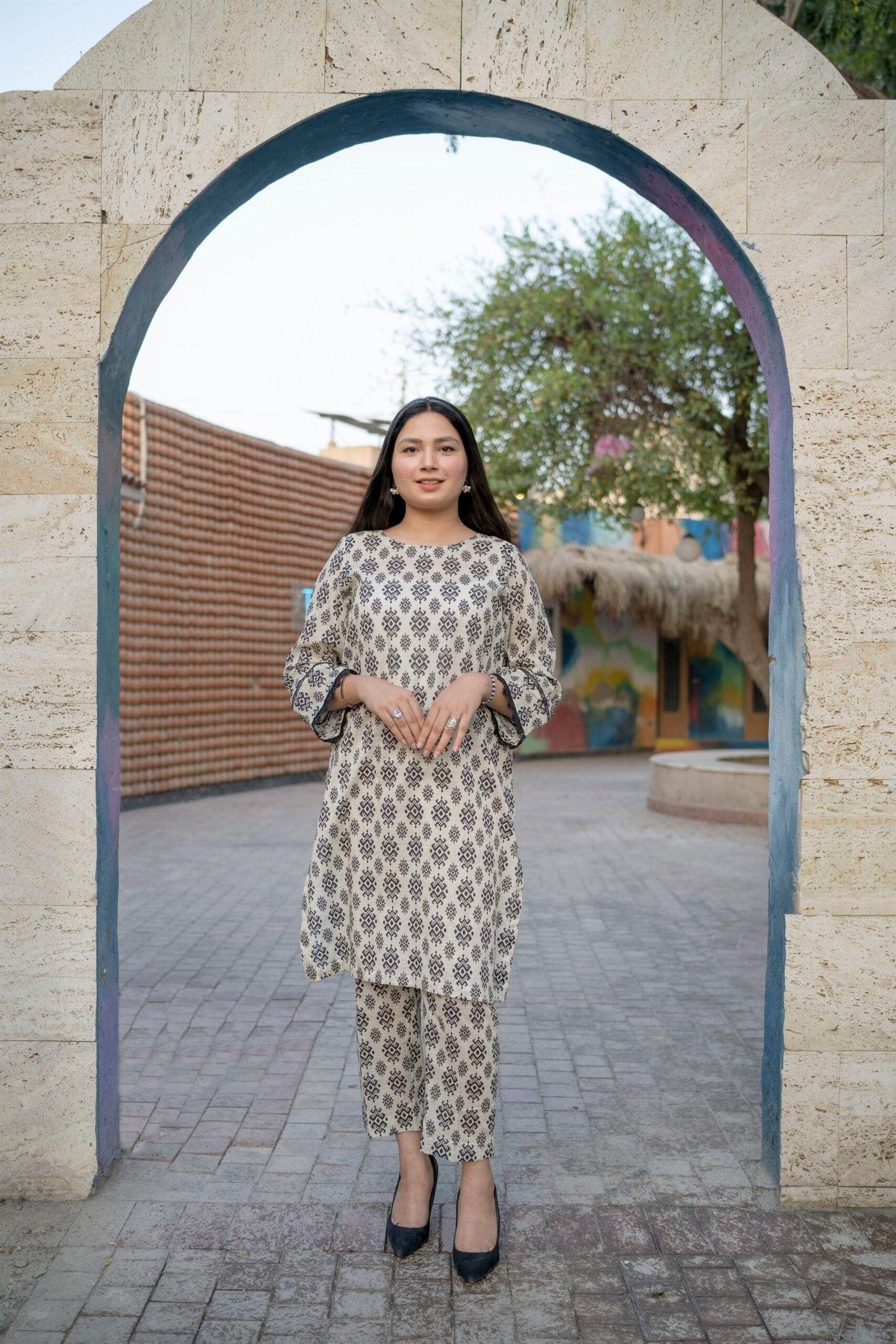 2pc off White Airjet Doria Lawn co-ord set - Maan&Mahi