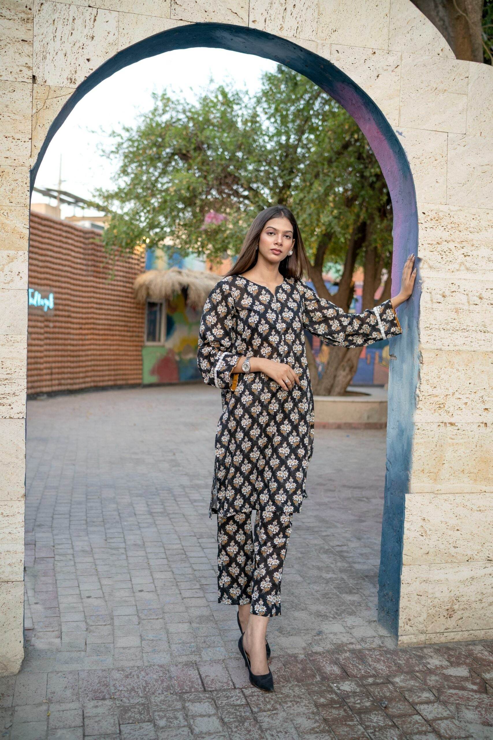 Black & White airjet premium lawn co-ord set - Maan&Mahi