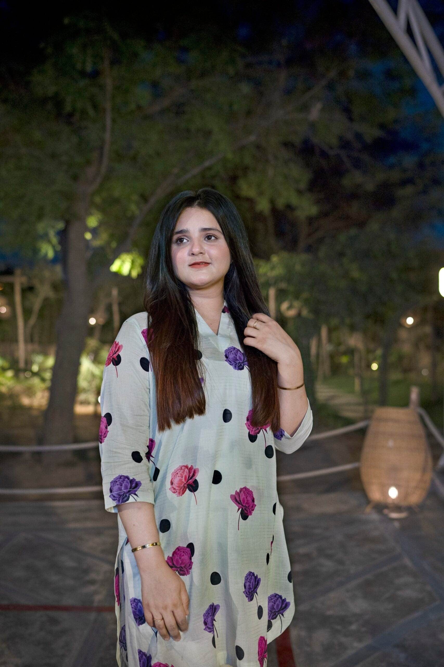 2pc Flower Digital Airjet Doria Lawn Co-Ord Set - Maan&Mahi