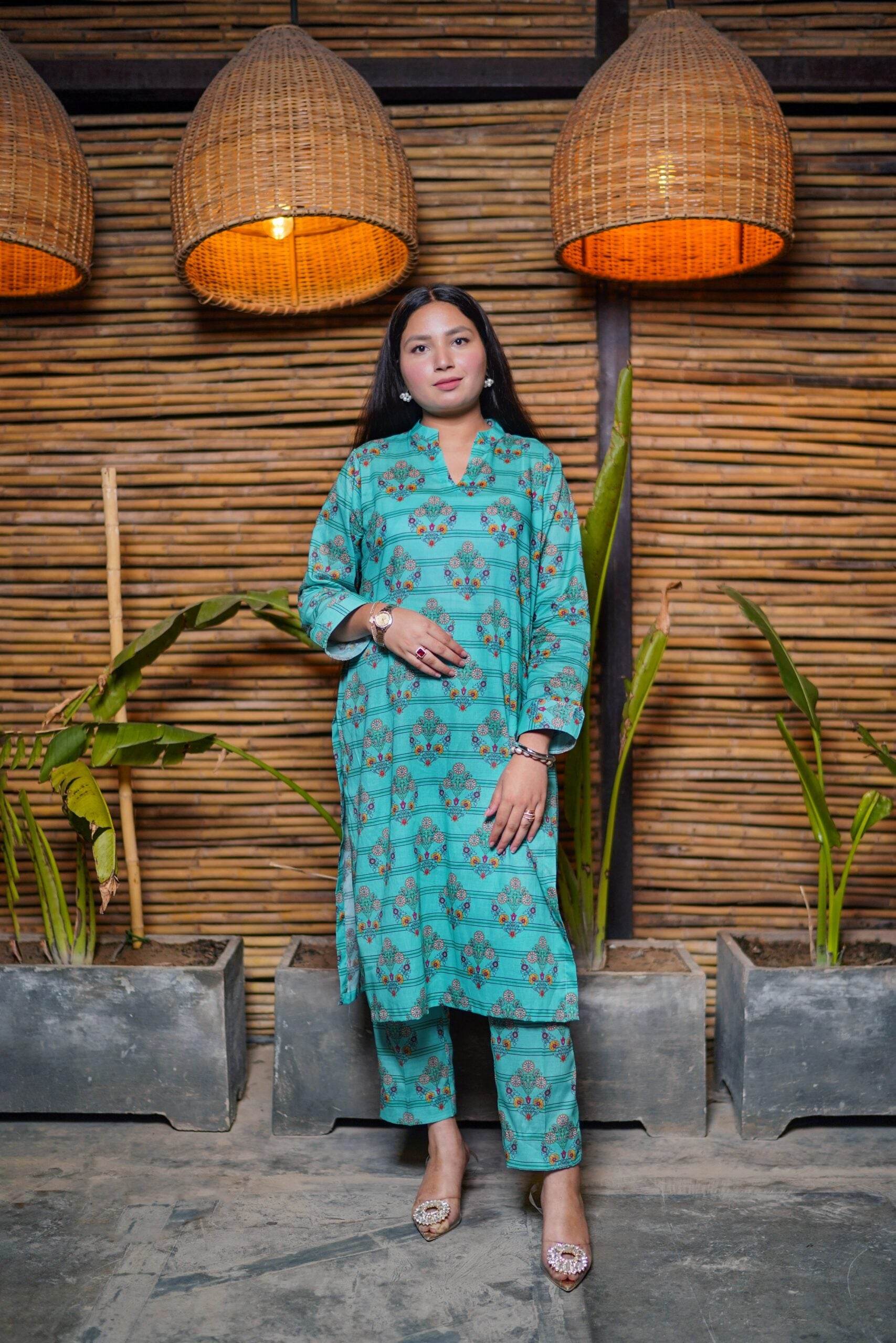 2pc Feroza Digital Airjet Lawn Premium Co-Ord Set - Maan&Mahi